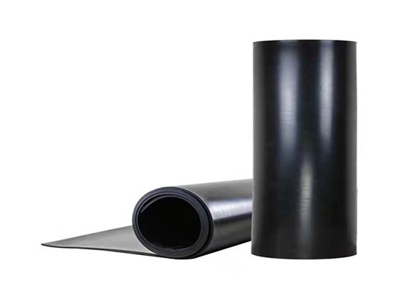 絕緣橡膠板是一種比較常見(jiàn)的地鐵防水施工材料